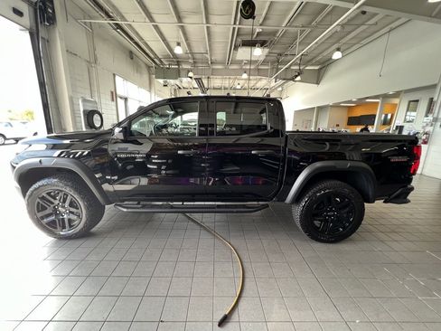 Used 2024 Chevrolet Colorado Trail Boss w/ Safety Package image 6