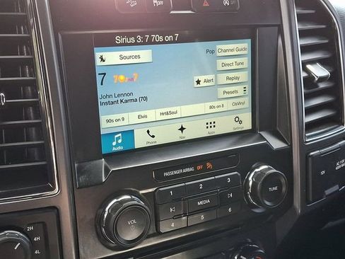 Used 2017 Ford F150 XLT w/ Equipment Group 302A Luxury AWD/4WD image 18