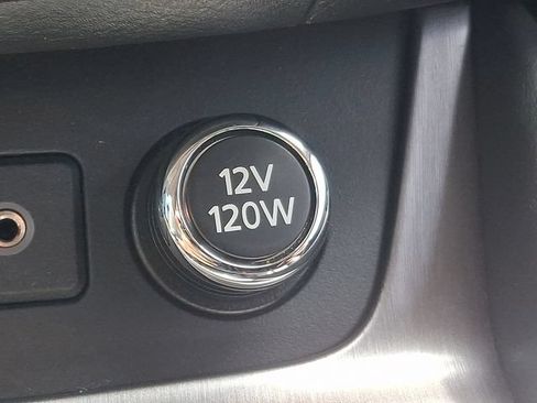 Used 2024 Nissan Murano SV AWD/4WD image 25