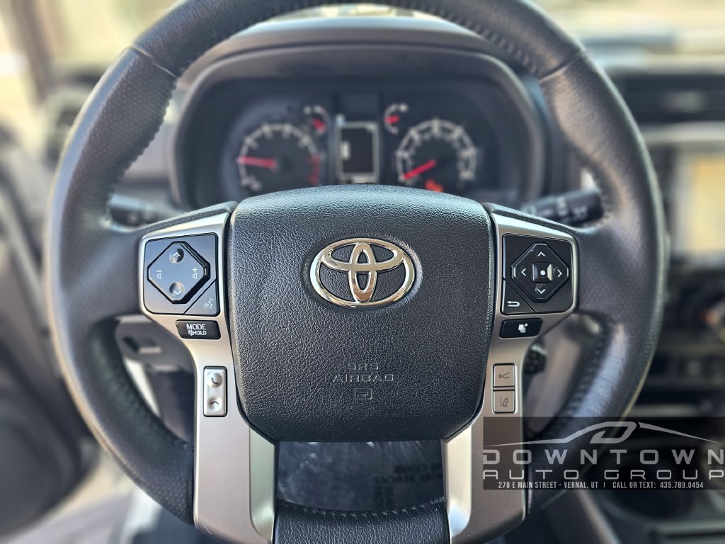 Used 2022 Toyota 4Runner SR5 Premium AWD/4WD image 22