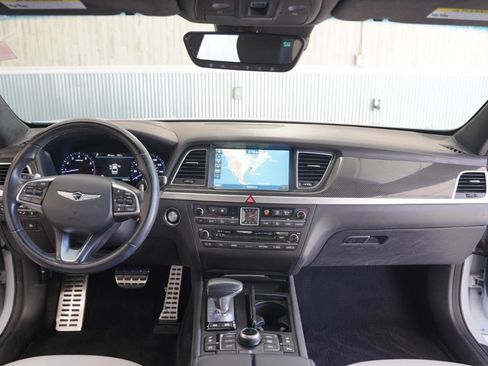 Used 2018 Genesis G80 3.3T Sport RWD image 17