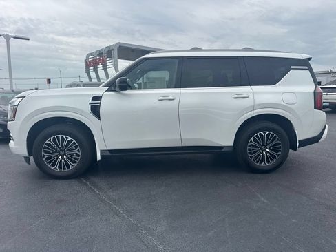 New 2026 Nissan Armada SL w/ Captain's Chari Seat Package AWD/4WD image 2