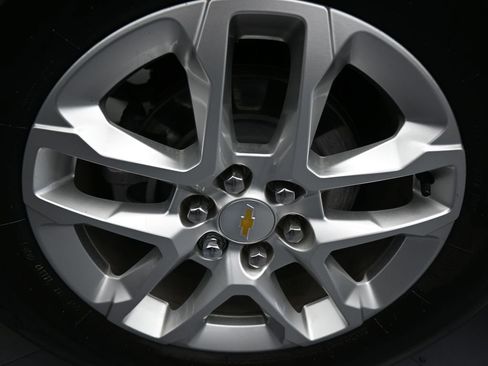 Certified 2023 Chevrolet Traverse LS image 42