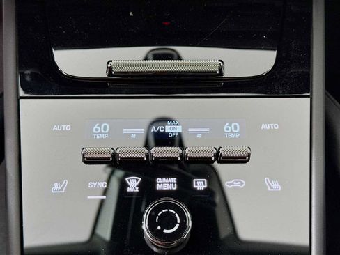 New 2026 Porsche Cayenne GTS image 13