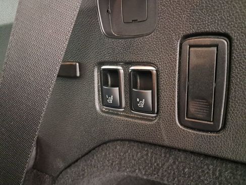 Used 2016 Mercedes-Benz GL 450 4MATIC image 26