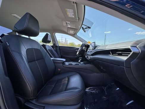 Used 2019 Nissan Altima 2.5 SR FWD image 15