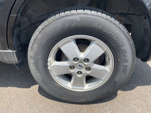 Used 2009 Ford Escape XLT image 26