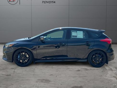 Used 2017 Ford Focus RS AWD/4WD image 2