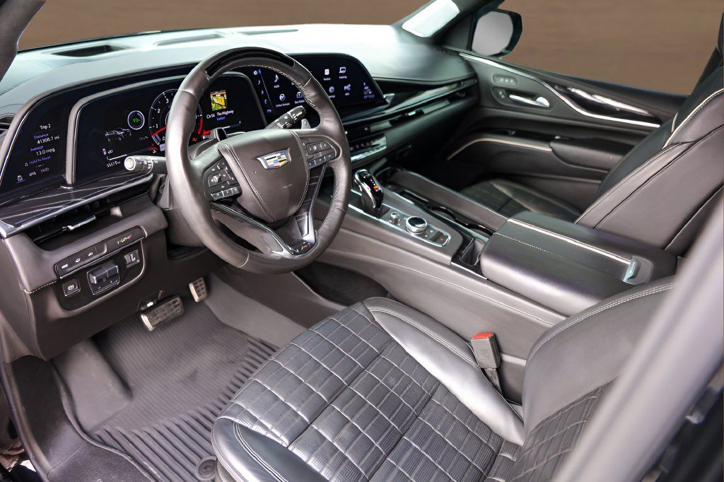 Used 2024 Cadillac Escalade V AWD/4WD image 10