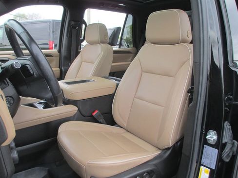 Used 2021 Chevrolet Tahoe Premier image 21