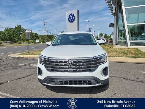 New 2026 Volkswagen Atlas SE image 2