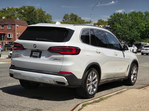 Used 2022 BMW X5 xDrive40i AWD/4WD image 8