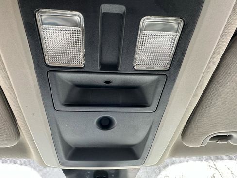 Used 2018 RAM 1500 Express image 17