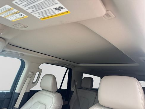 Used 2023 Ford Expedition Max Limited RWD image 12