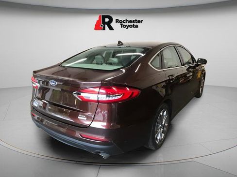 Used 2017 Ford Edge SEL image 3