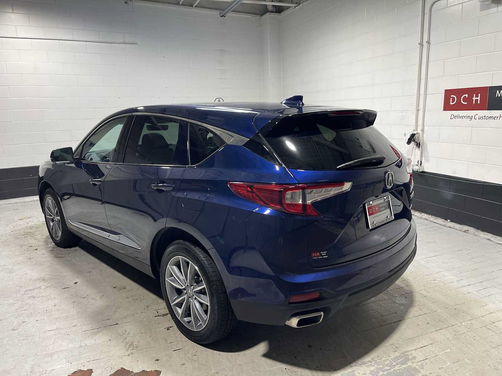 Used 2023 Acura RDX w/ Technology Package AWD/4WD image 4