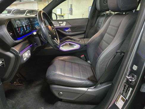 Used 2023 Mercedes-Benz GLS 450 4MATIC image 24