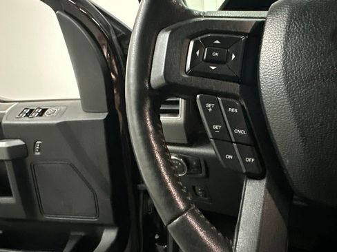 Used 2018 Ford F150 XLT w/ Equipment Group 302A Luxury AWD/4WD image 36
