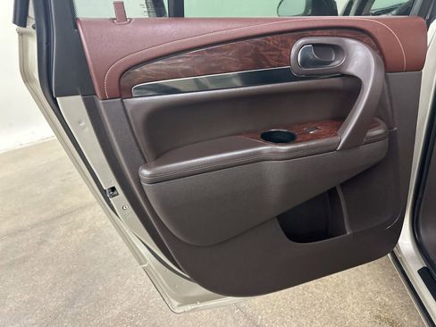 Used 2014 Buick Enclave Leather image 27