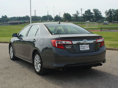 Used 2012 Toyota Camry XLE FWD image 13