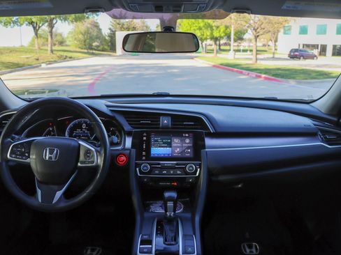 Used 2018 Honda Civic EX-T image 25
