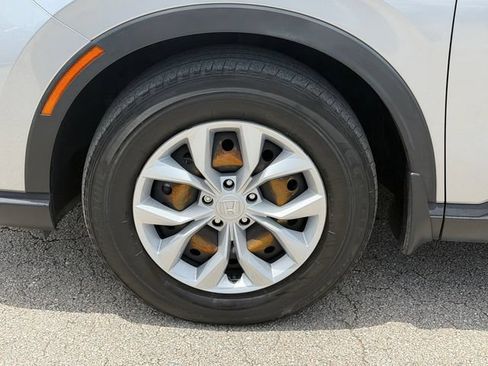 Used 2024 Honda CR-V LX image 11