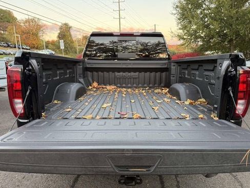 New 2026 GMC Sierra 2500 SLE w/ Preferred Package image 10
