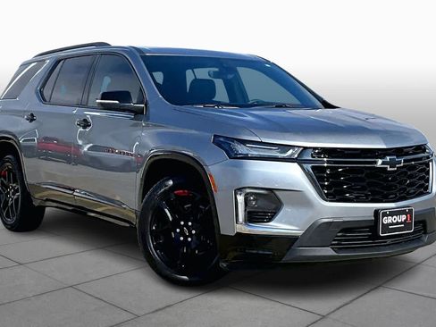Used 2023 Chevrolet Traverse Premier w/ Redline Edition image 2