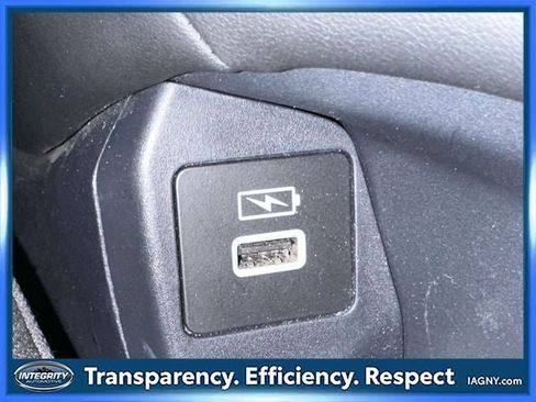 Used 2023 Honda HR-V LX image 23