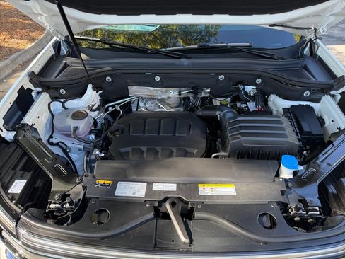 New 2026 Volkswagen Atlas SE image 16