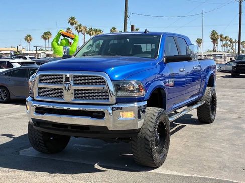 Used 2014 RAM 2500 Laramie w/ Convenience Group AWD/4WD image 1