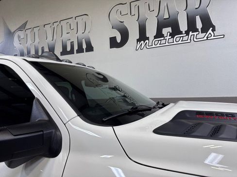 Used 2024 RAM 2500 Limited image 73