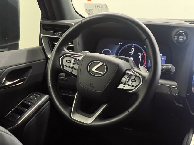 Certified 2025 Lexus GX 550 w/ Accessory Package (31) AWD/4WD image 15