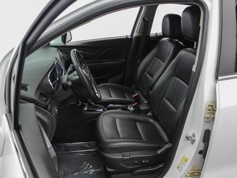 Used 2019 Buick Encore Essence w/ Safety Package II AWD/4WD image 17