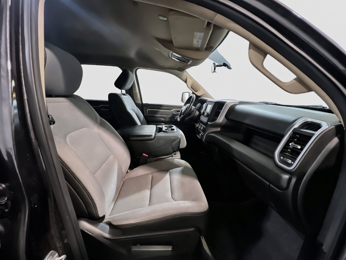 Used 2019 RAM 1500 Big Horn RWD image 20