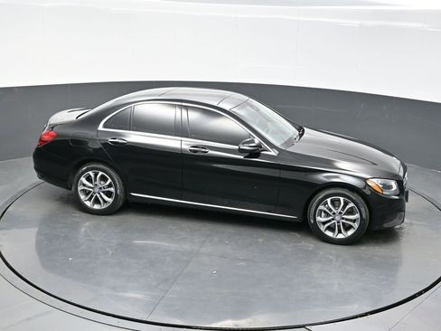 Used 2017 Mercedes-Benz C 300 4MATIC Sedan image 33