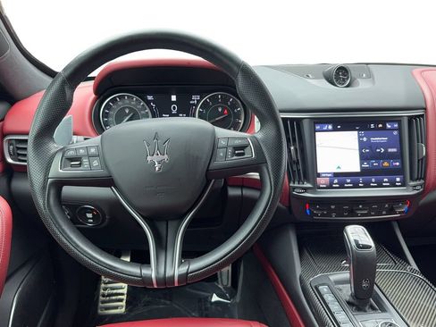 Used 2021 Maserati Levante S GranSport AWD/4WD image 17