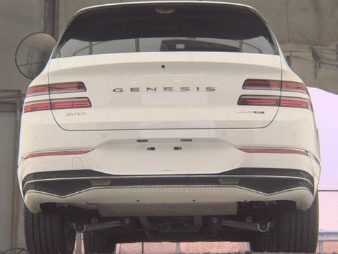 Used 2025 Genesis GV80 3.5T Prestige AWD/4WD image 5