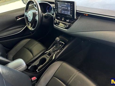 Used 2022 Toyota Corolla XLE image 17