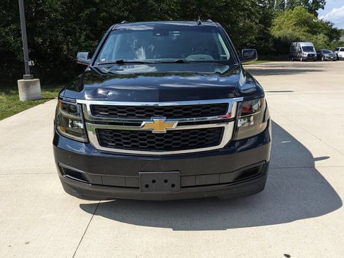 Used 2017 Chevrolet Suburban LT AWD/4WD image 7