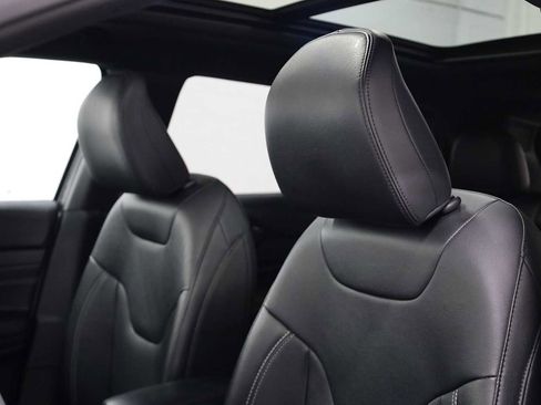 Used 2023 Jeep Compass High Altitude image 18