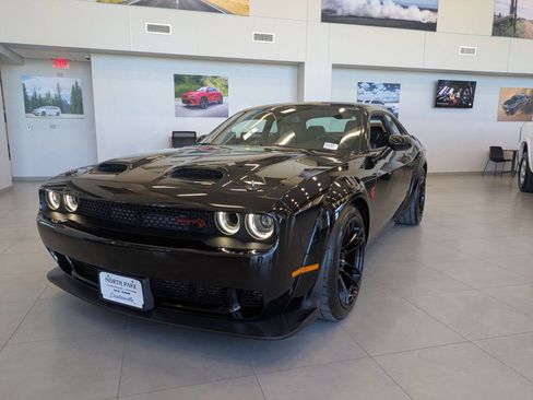 Used 2022 Dodge Challenger SRT Hellcat image 7