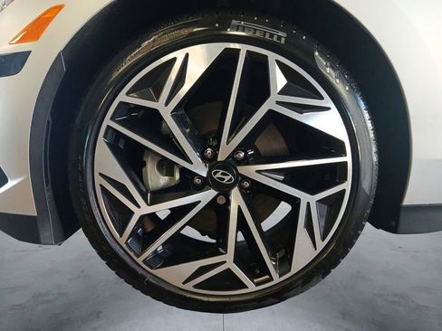 Used 2024 Hyundai Ioniq 6 SEL RWD image 14