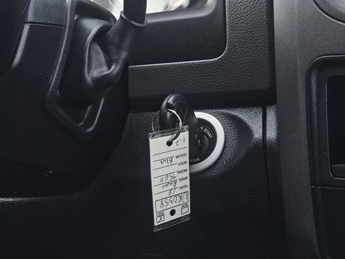 Used 2018 RAM 3500 Tradesman w/ Chrome Appearance Group image 30