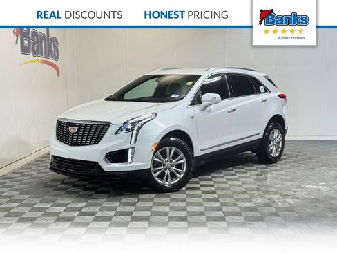 New 2026 Cadillac XT5 Luxury image 1