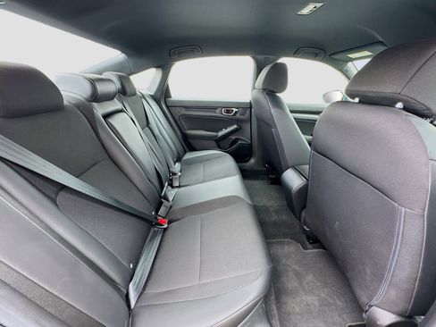 Used 2025 Honda Civic Sport image 17