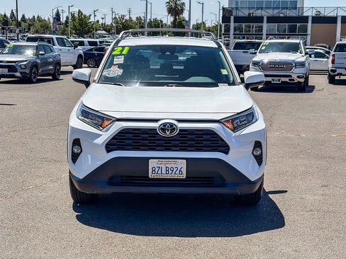 Used 2021 Toyota RAV4 XLE FWD image 6