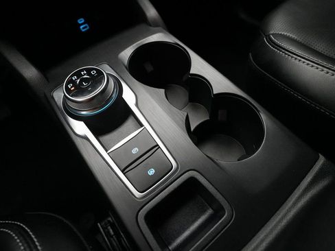 Used 2023 Ford Escape Platinum image 17