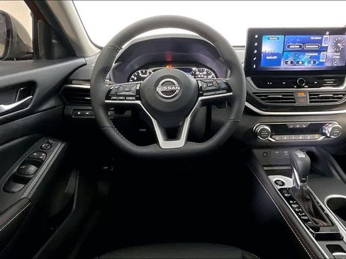 New 2026 Nissan Altima 2.5 SR w/ SR Premium Package FWD image 28