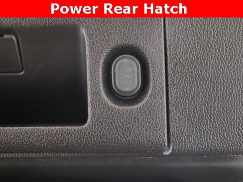 Used 2016 GMC Yukon Denali w/ Open Road Package image 33